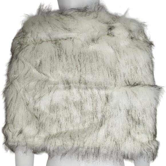 Gray and White Ombre Faux Fur Bridal Shawl Wrap OS - Picture 3 of 5